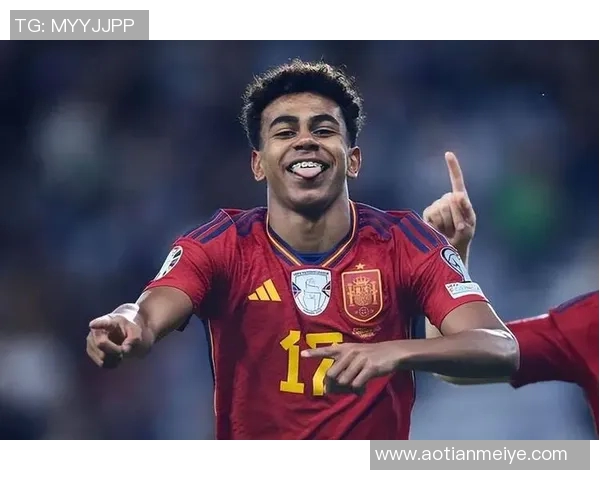 足坛明星大盘点:那些年我们追逐的足球传奇与他们的辉煌瞬间 足坛明星大盘点:那些年我们追逐的足球传奇与他们的辉煌瞬间